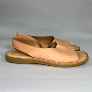 Born Inlet Sandals Women's Size 6 Light Brown Leather Slip On Slide Flip Flops